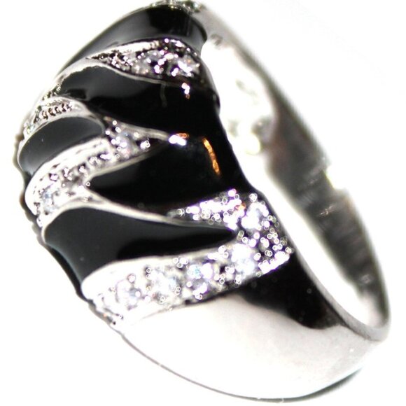 Womens Black Enamel Clear Cz Cubic Zirconia Zebra Striped Band Silver Ring 6 - Picture 2 of 4